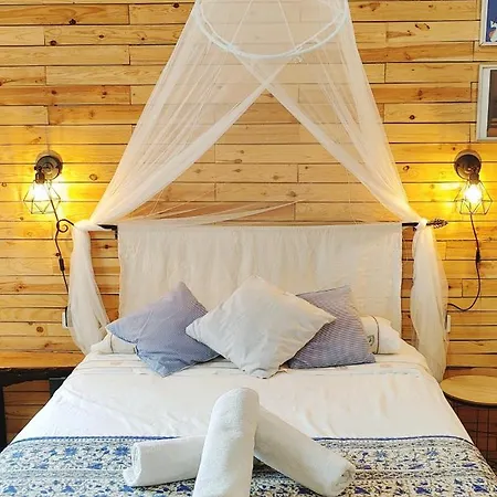Holiday home Yandre Garden House -